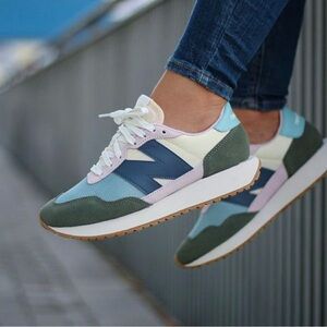 New Balance Retro 237 Norway Spruce Storm Blue - 7.5 (SOLD OUT)